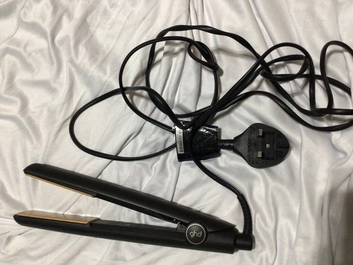 Slightly broken ghd original - broken!,