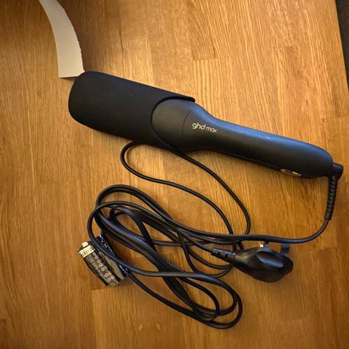 Ghd hair max straightener - hair,